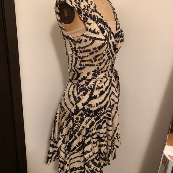 SOLD Diane von Furstenberg DVF Marilu silk wrap dress 2 - Picture 3 of 8